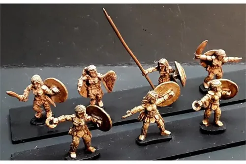 Amazonian Warriors with Chakrams (35 figures)