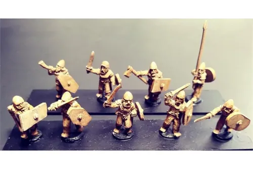 Barbarian Swordsmen with Shields (35 figures)