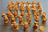 Dwarian Hammermen with Shields (35 figures)