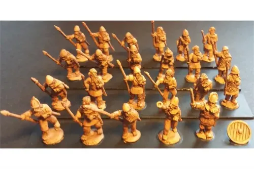 Frigian Spearmen with Shields (35 figures)