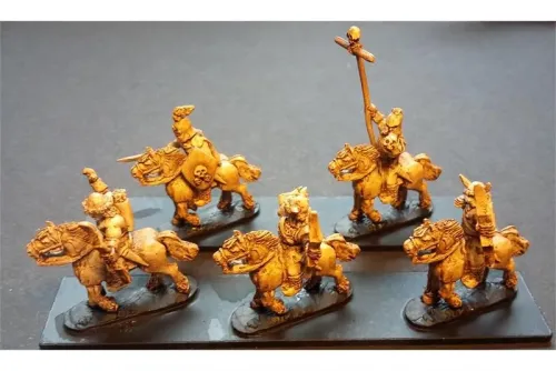 Hellian Cavalry with Bows on Unarmored Horses (16 figures)