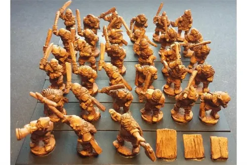 Orcian Swordsmen with Shields (35 figures)