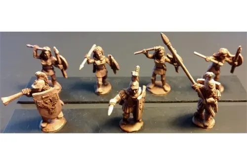 Legian Female Javelineers with Shields (35 figures)