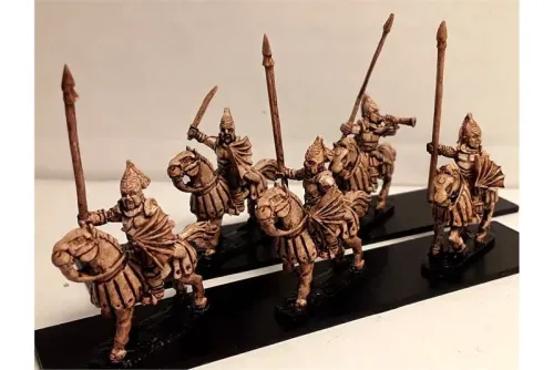 Vampirian Cavalry with Lances & Shields on Heavily Armored Horses (16 figures)