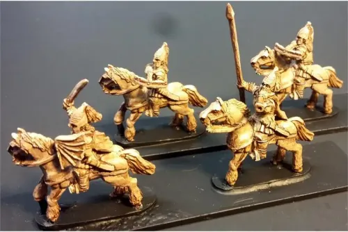 Vampirian Mounted Crossbowmen (16 figures)